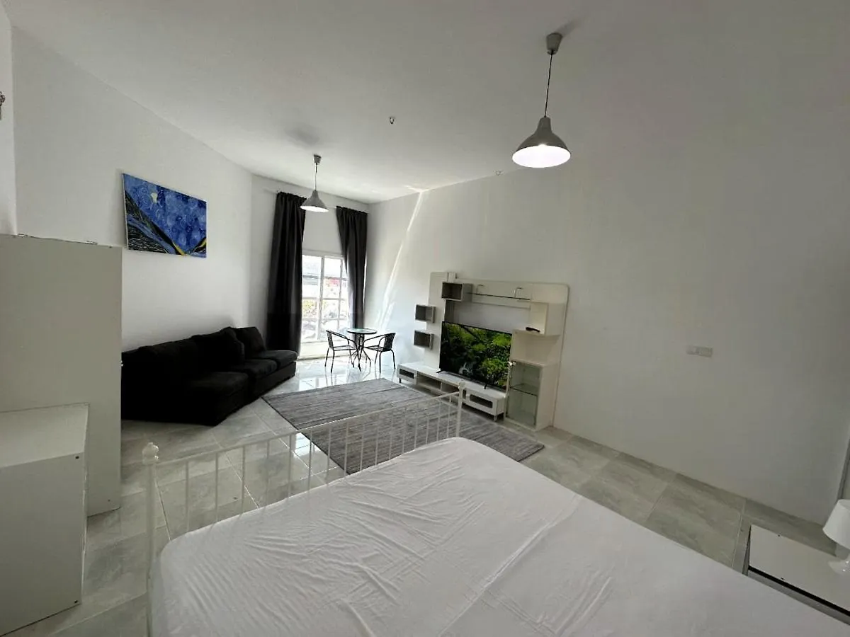 Nice Rooms For Rent In Compound Housing Near Burj Alarab Dubai Villa 125
