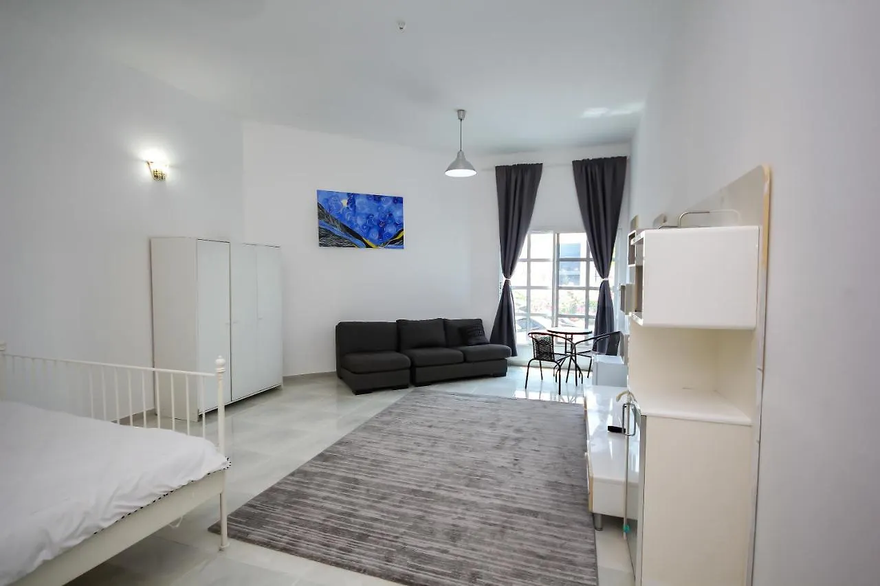 Nice Rooms For Rent In Compound Housing Near Burj Alarab Dubai Villa 125