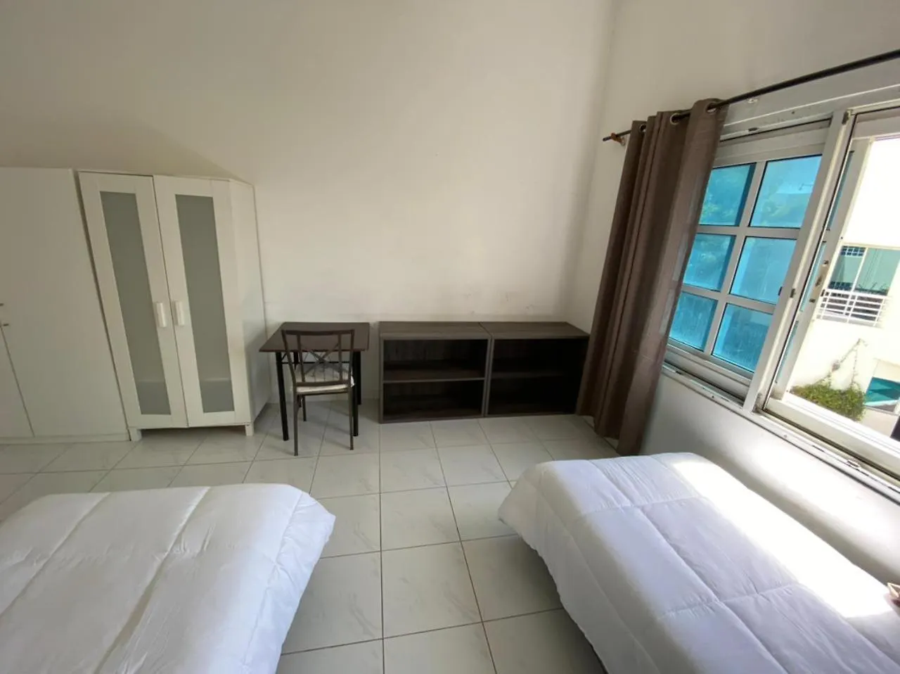 Nice Rooms For Rent In Compound Housing Near Burj Alarab Dubai Villa 125