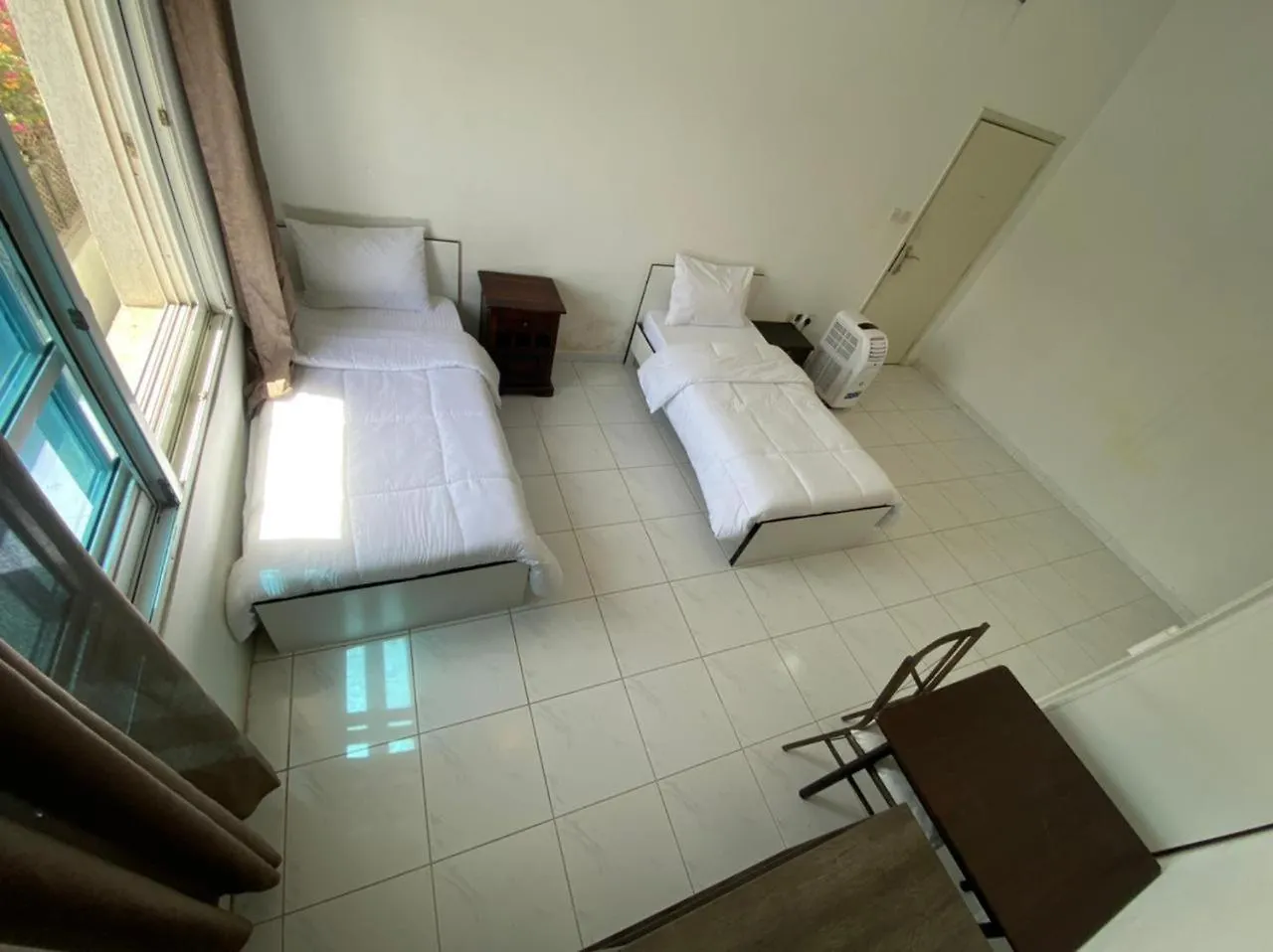 Nice Rooms For Rent In Compound Housing Near Burj Alarab Dubai Villa 125 0*,  איחוד האמירויות הערביות