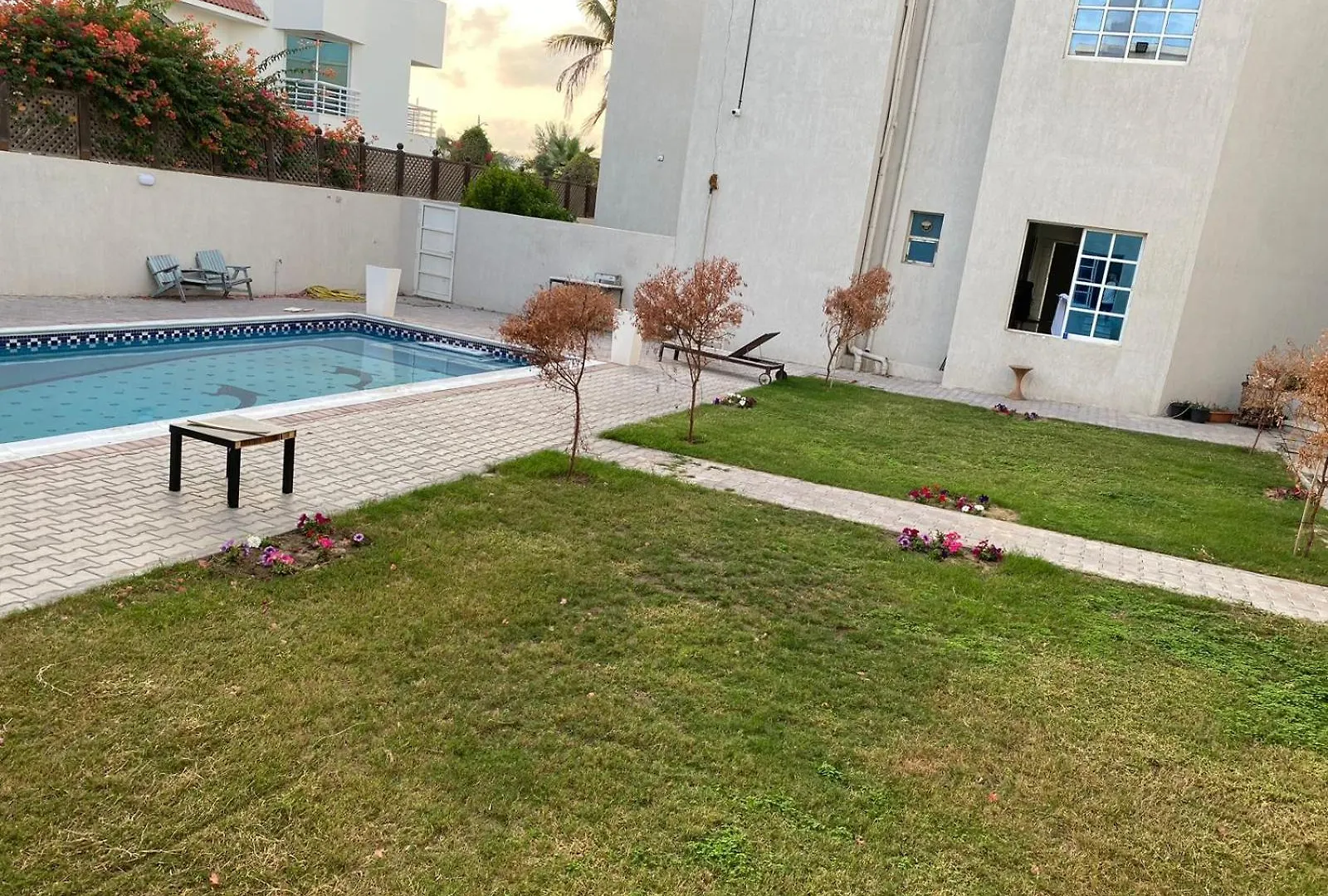 Nice Rooms For Rent In Compound Housing Near Burj Alarab Dubai Villa 125 בית אירוח